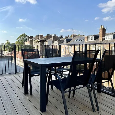 Fountain Apartment No 4 With Free Parking York Exterior photo
